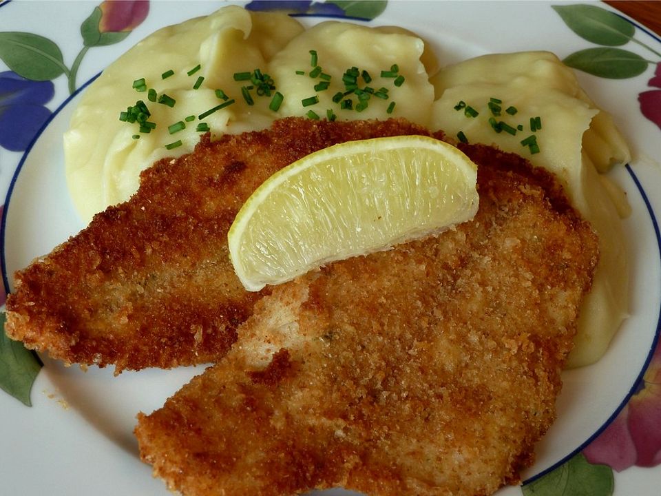 Schollenfilet in Käsepanade mit Knoblauch-Kartoffelpüree von löwewip ... Schollenfilet in Käsepanade mit Knoblauch-Kartoffelpüree von löwewip ...