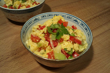 Buntes Ruhrei Mit Paprika Und Lauchzwiebel Von Gloryous Chefkoch