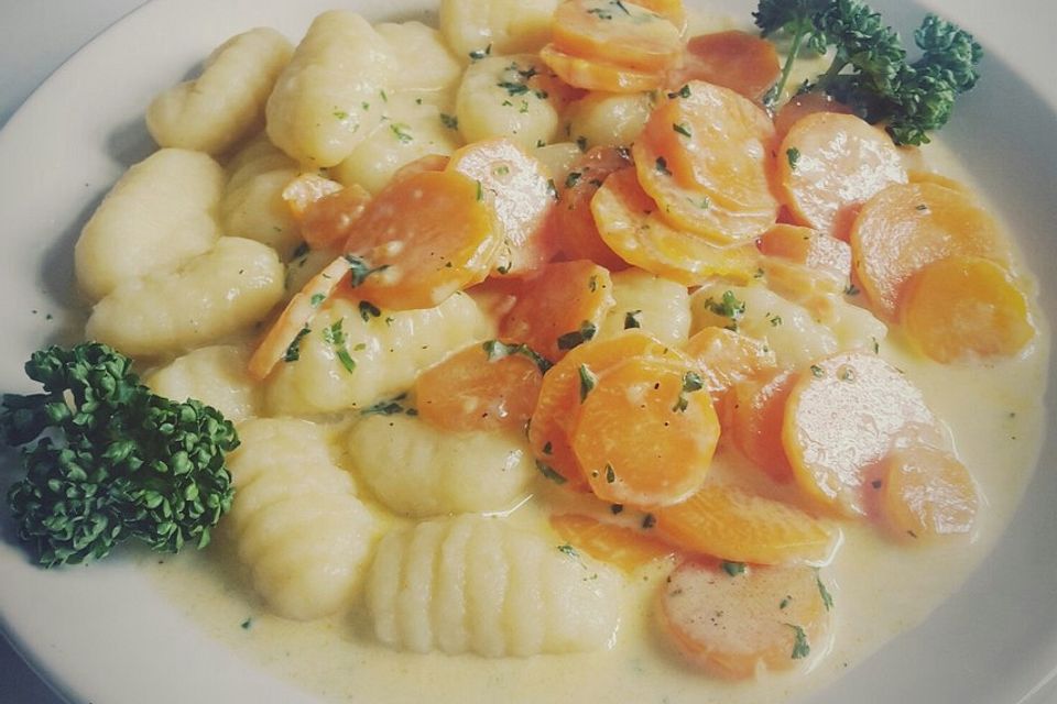 Gnocchi mit Rahm - Möhren