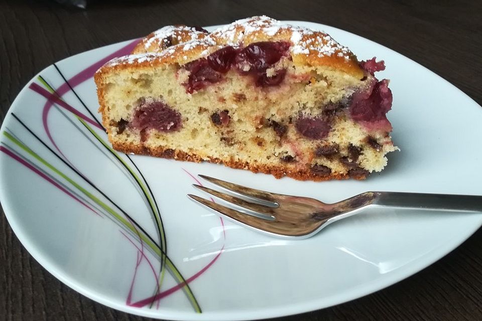 Kirschkuchen mit Schokotröpfchen