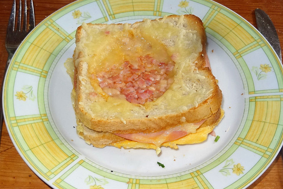 Schnittlauch-Rührei im Schinken-Toast mit Wikinger-Rauchsalz à la Didi