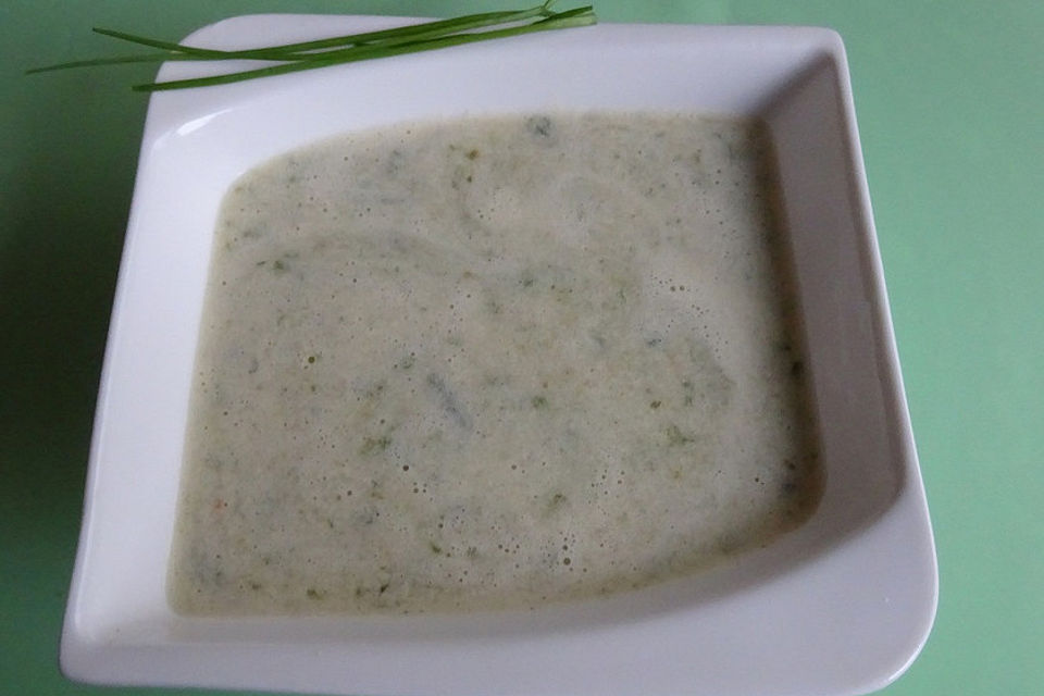 Kohlrabi-Spargel-Cremesuppe