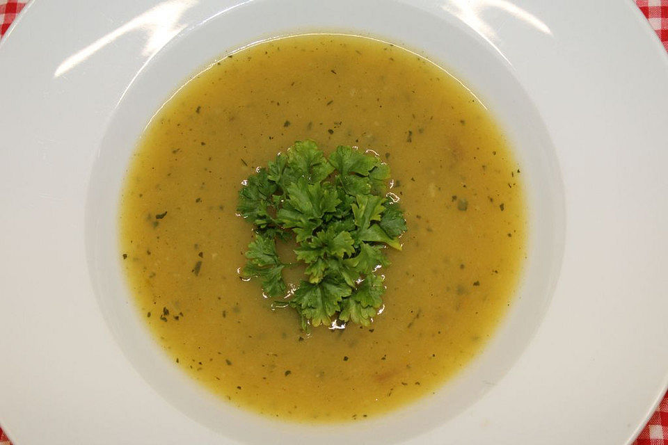 Kartoffelsuppe Zweierlei mit Zucchini und Kokosmilch