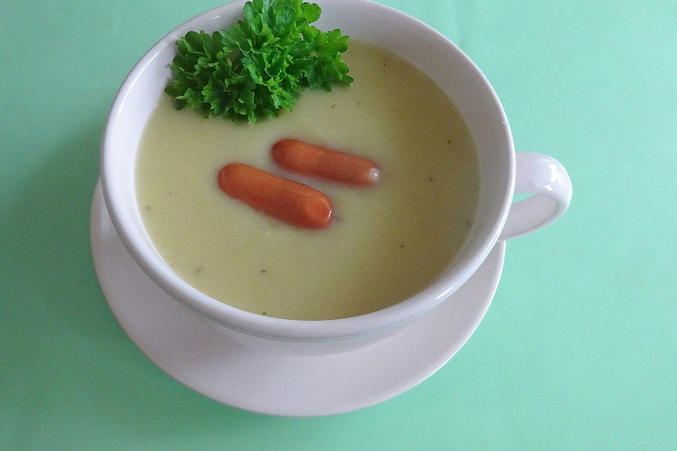 Kartoffelsuppe mit Senf und Apfel