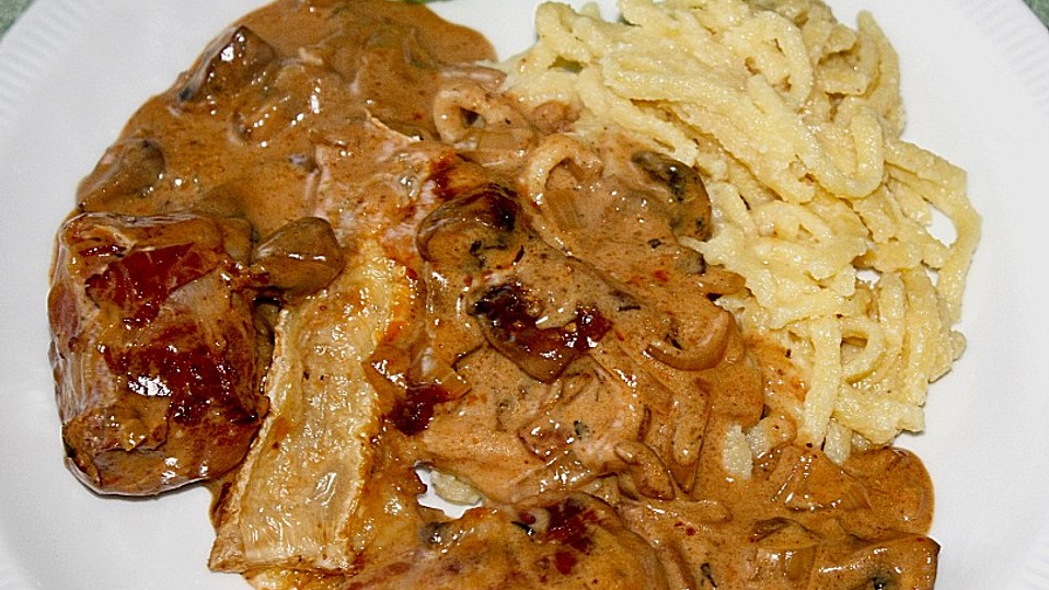 Überbackene Medaillons vom Schweinefilet im Speckmantel von Gifti