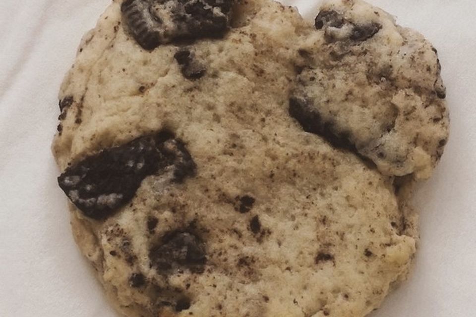 Soft Oreo Cheesecake Cookies