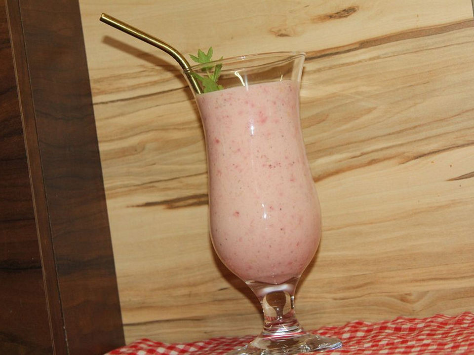 Fruchtiger Smoothie von pia_schwendemann| Chefkoch