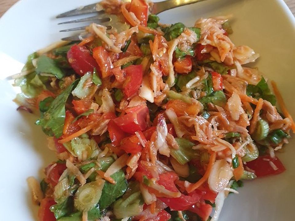 Schneller gemischter Salat mit Thunfisch und Paprika von Maureen-Weiß ...