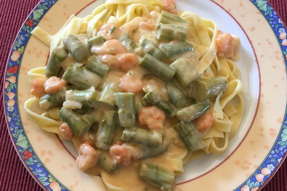 Spargel-Shrimps-Soße mit Tagliatelle