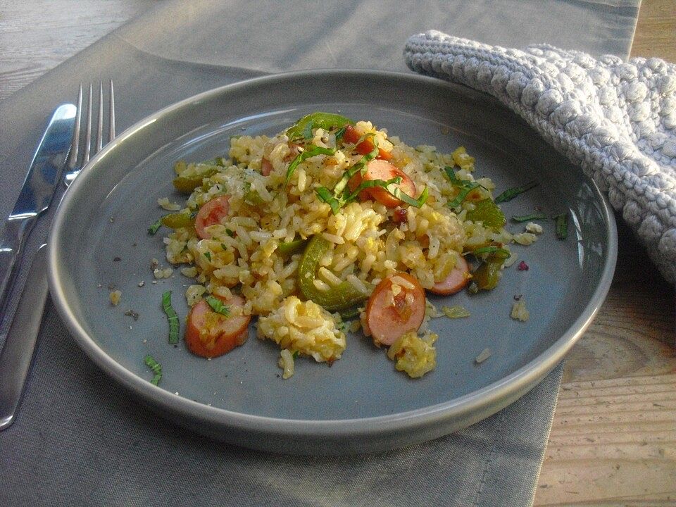 Schnelle Reispfanne mit Würstchen von küchen_zauber| Chefkoch