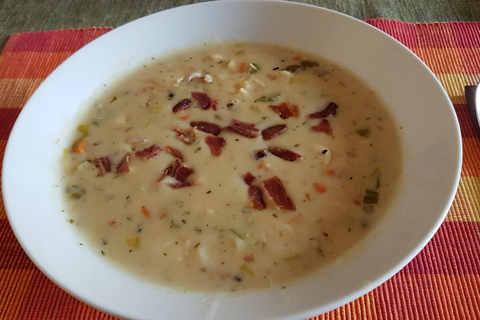 Seafood Chowder - Kanadische Fischsuppe