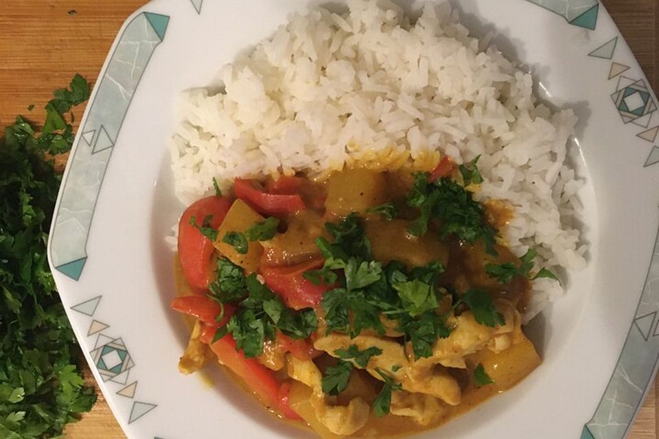 Red Thai-Curry mit Huhn und Mango