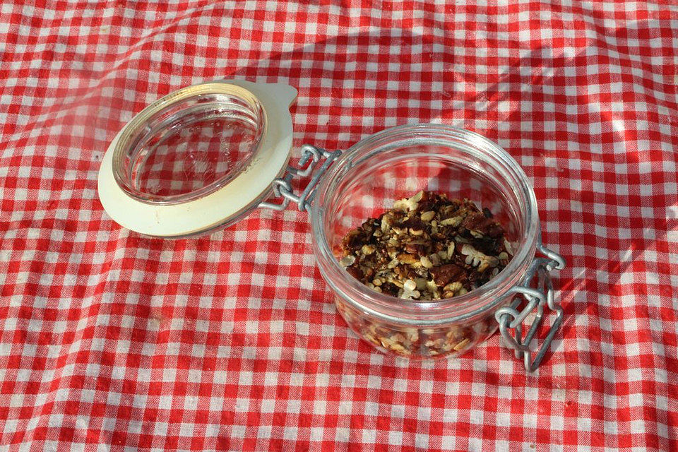 Snack Mix mit Pekannüssen, Cranberries und Honig