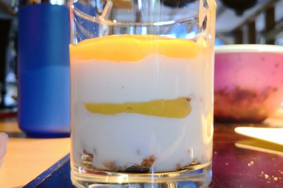 Mango-Joghurt-Dessert