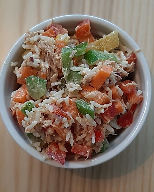 Leichter Thunfisch-Reissalat