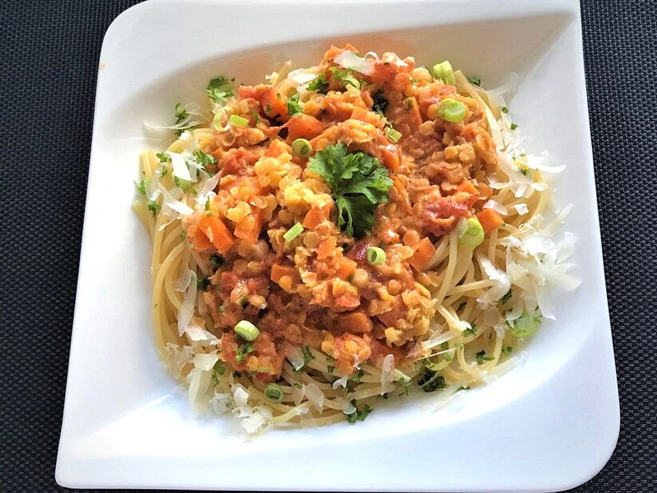 Spaghetti mit roten Sahnelinsen von chef_jason| Chefkoch