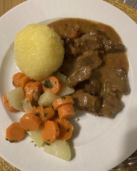 Rahmgulasch Rezepte | Chefkoch Rahmgulasch Rezepte | Chefkoch