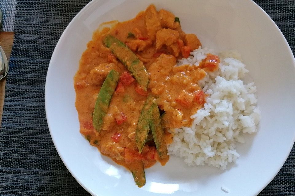 Thai Curry mit Gemüse und Hähnchenbrust