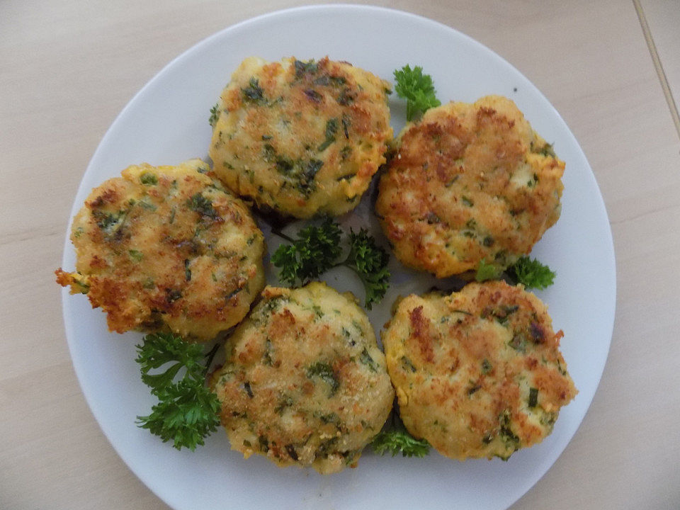 Fischfrikadellen mit frischen Kräutern von Dejavue7| Chefkoch