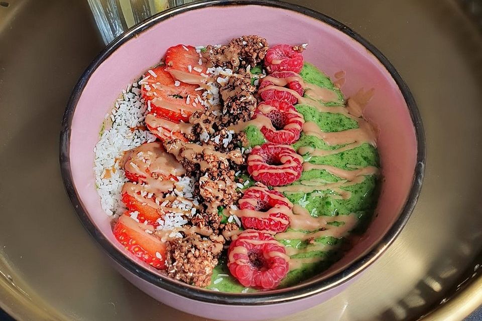 Grüne Smoothie Bowl