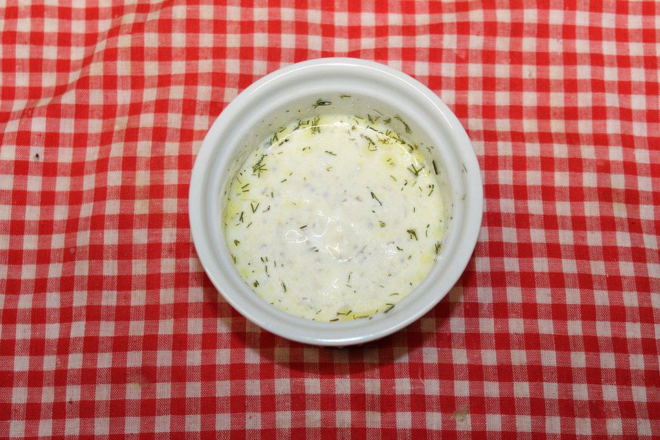 Honig-Dill Sauce für Lachs