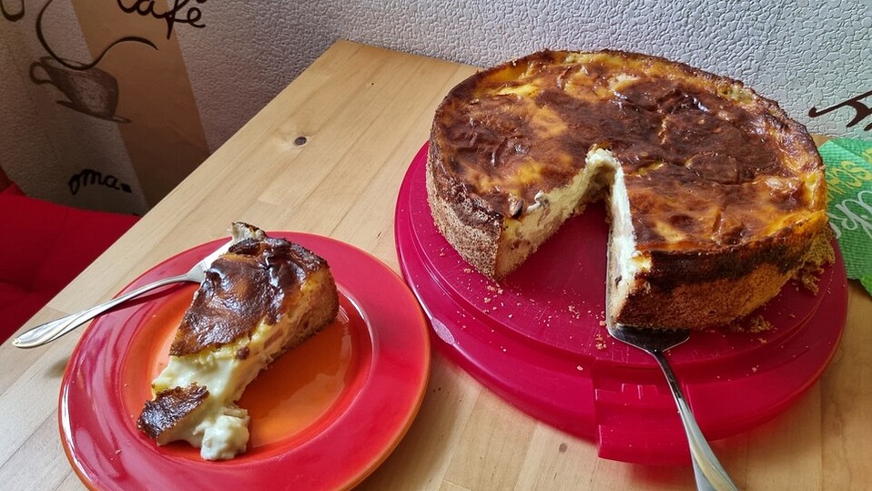 Apfelkuchen mit Sahne - Puddingguss von floo