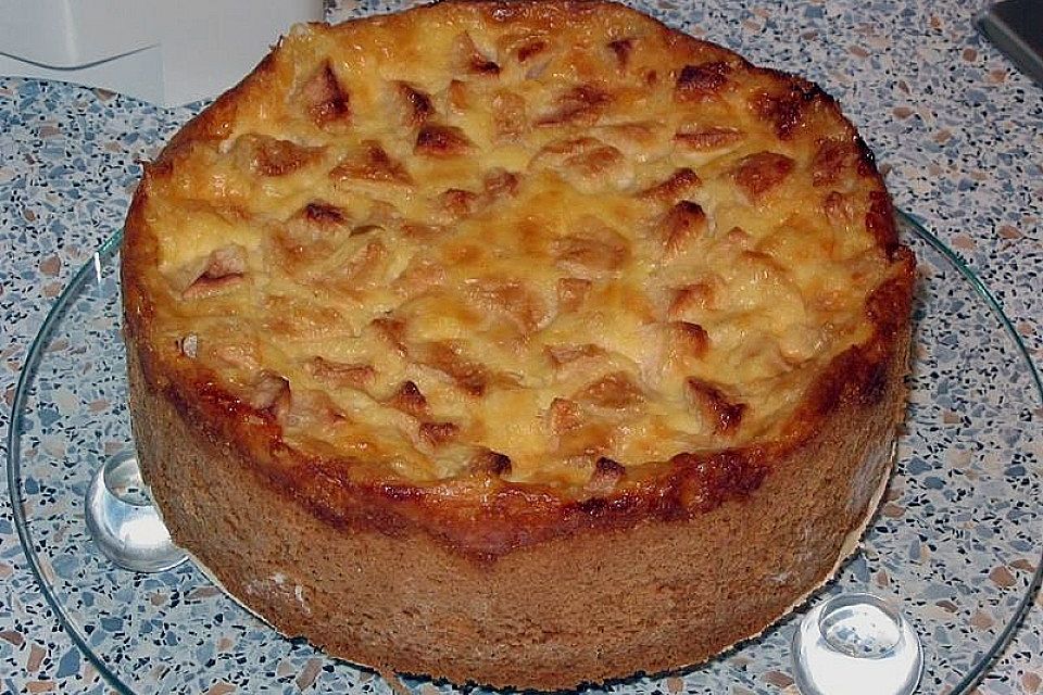 Apfelkuchen mit Sahne - Puddingguss