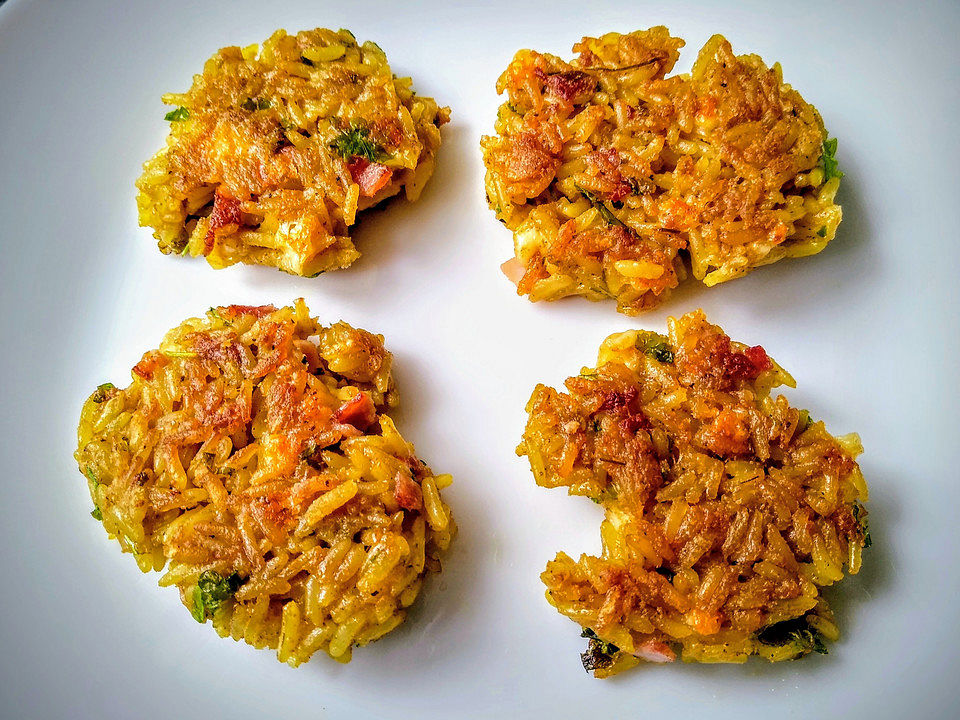 Knusprige Curry-Reisplätzchen mit Käse und Schinken von zuiko| Chefkoch