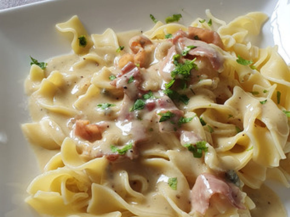 Nudeln mit Parmaschinken in Gorgonzolasauce von laura_mayerhofer| Chefkoch