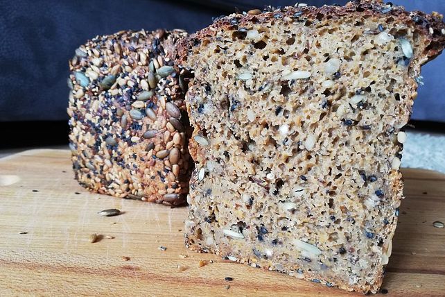 Süßkartoffelbrot mit vielen Körnern von voyaga81| Chefkoch