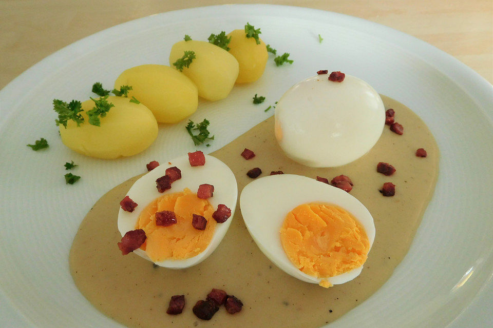 Eier in Senfsauce