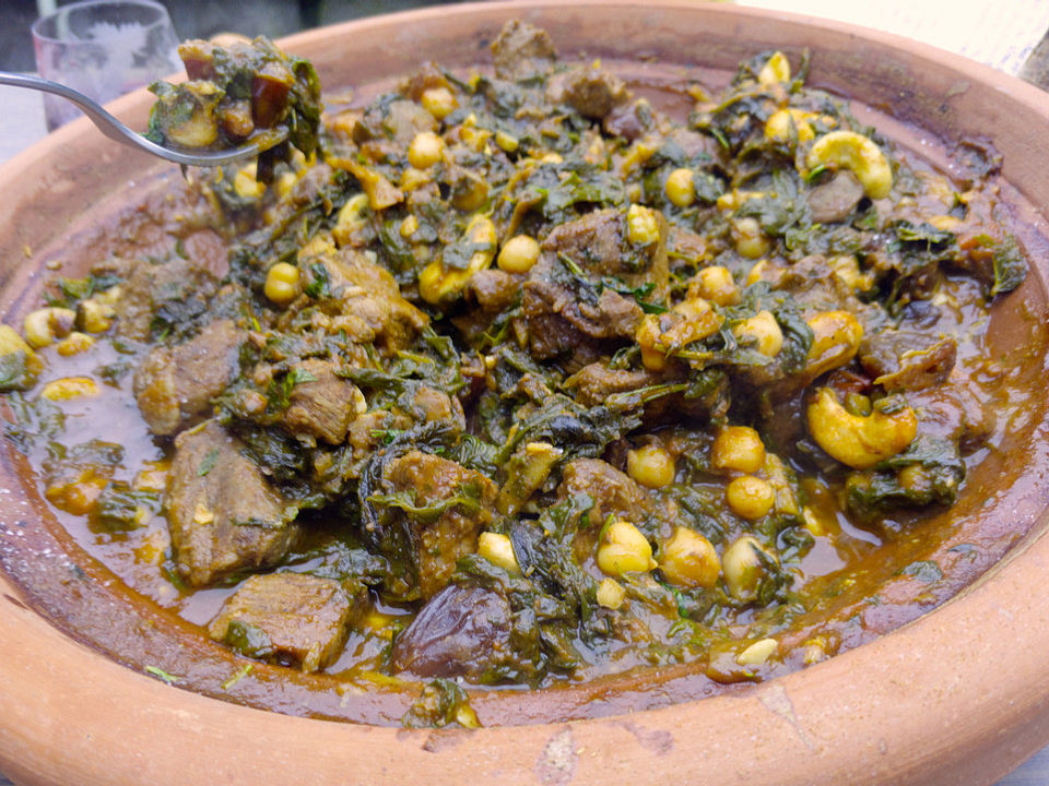 Lamm-Tajine mit Spinat und Datteln von CHX| Chefkoch