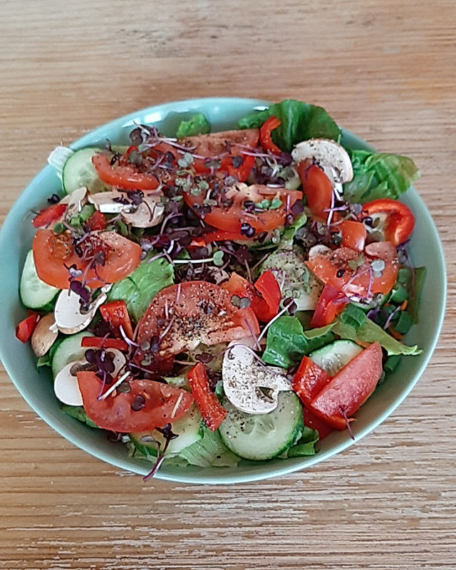 Eichblattsalat mit Champignons