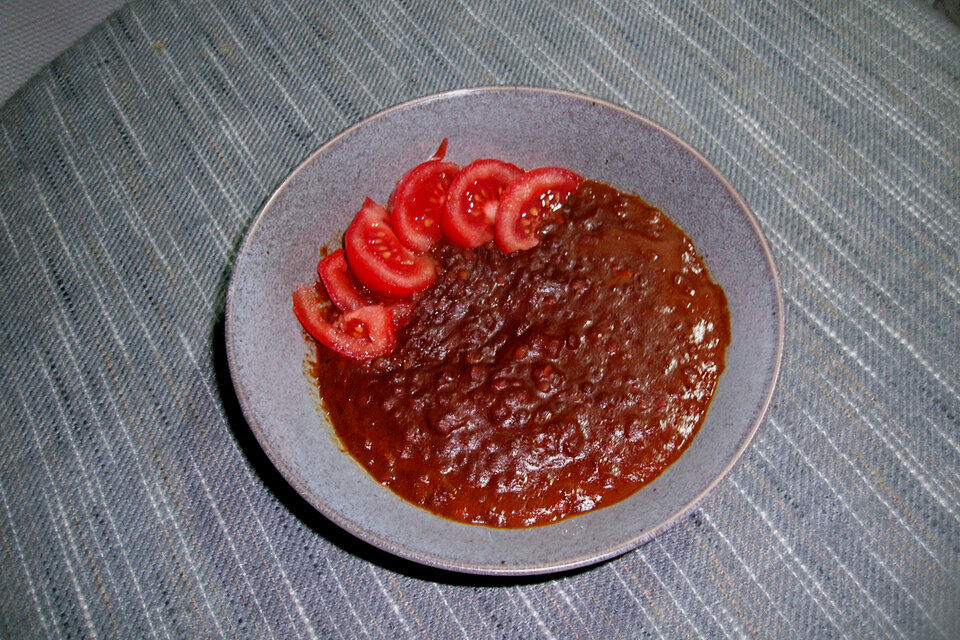 Linsencurry mit dunkler Schokolade