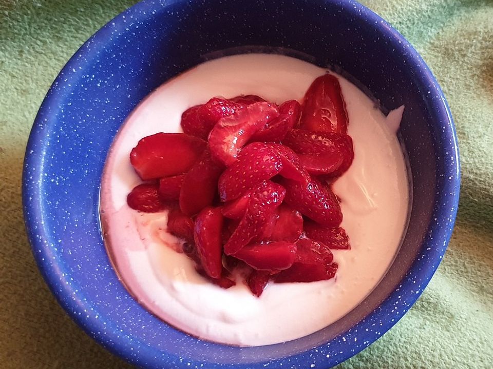Schmand-Joghurtcreme mit Früchten von Momo73| Chefkoch