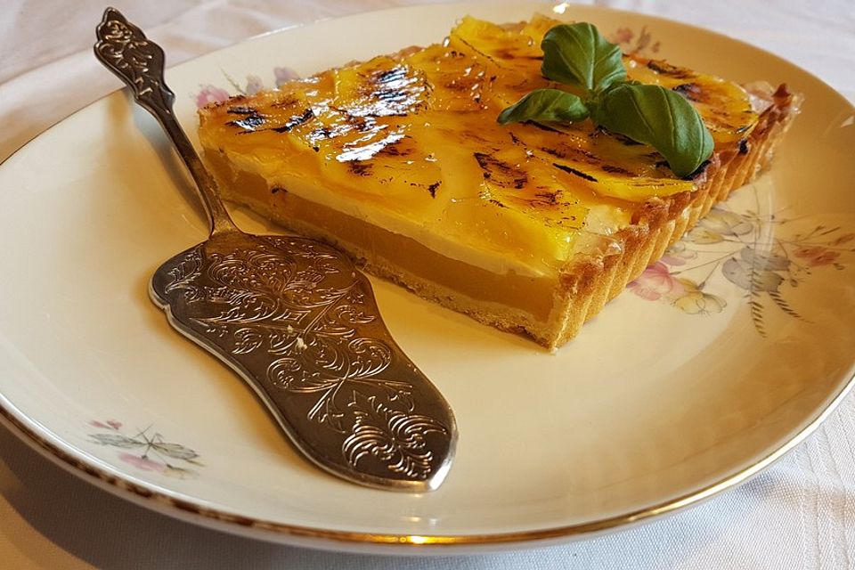 Ananas-Basilikum-Tarte