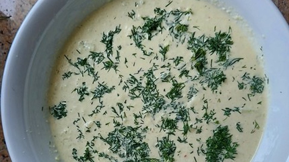 Kalte Gurkensuppe mit Dill für (nicht nur) heiße Sommertage von smischau21 Kalte Gurkensuppe mit Dill für (nicht nur) heiße Sommertage von smischau21