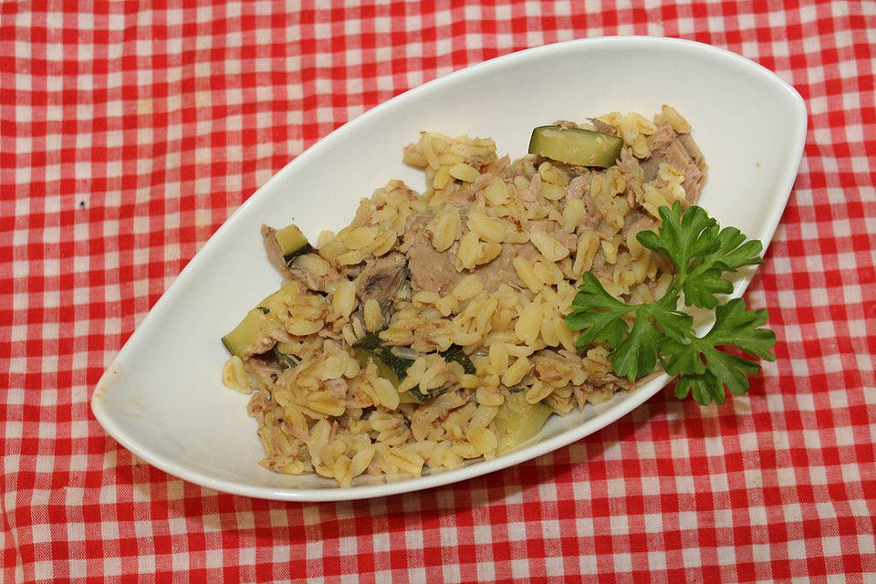 Thunfisch-Zucchini-Zartweizen-Pfännchen