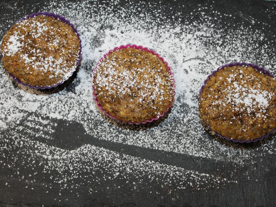 Minimuffins mit Haferflocken, Mohn und Zitrone von Tatunca| Chefkoch