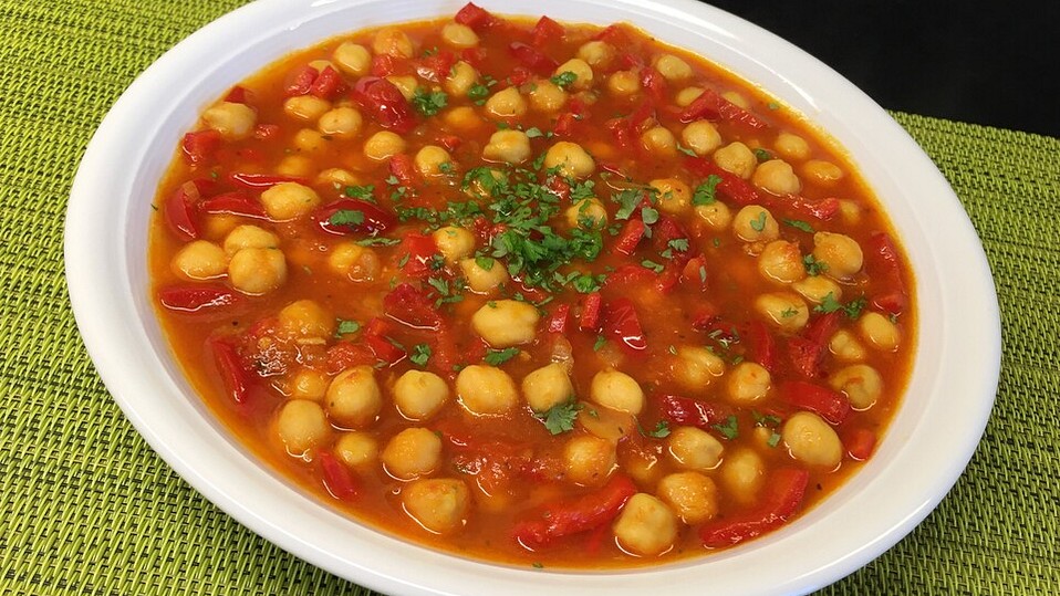 Kichererbsensuppe mit Tomaten und Paprika von KarinKnorr Kichererbsensuppe mit Tomaten und Paprika von KarinKnorr