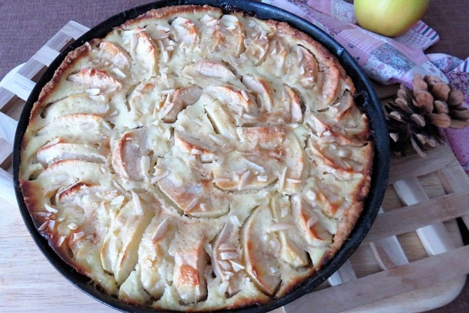 Apfel-Frischkäse-Tarte mit Ahornsirup