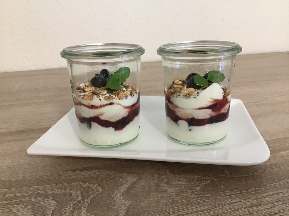 Blaubeer-Sahne-Joghurt von Sarah122| Chefkoch