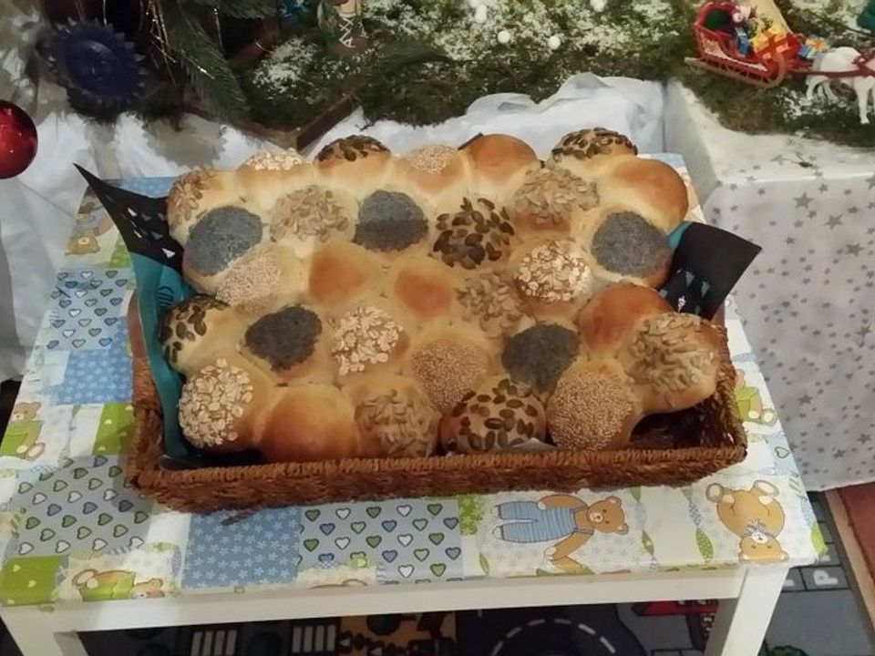 Brötchenkranz von hobbykoechin | Chefkoch Brötchenkranz von hobbykoechin | Chefkoch