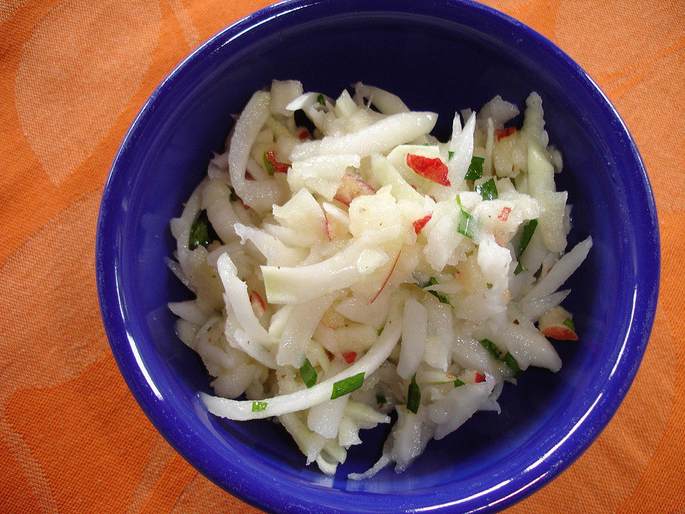 Kohlrabi-Apfel-Salat mit Estragon von dodith| Chefkoch