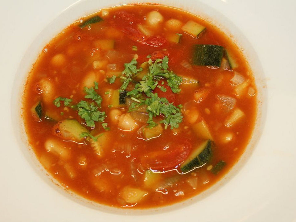 Vegetarische Gemüse-Tomaten-Bohnen-Suppe von patty89 | Chefkoch