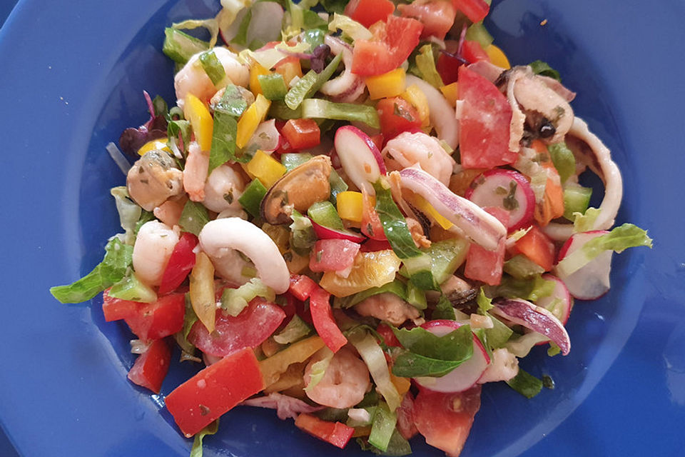 Bunter Meeresfrüchtesalat Bunter Meeresfrüchtesalat
