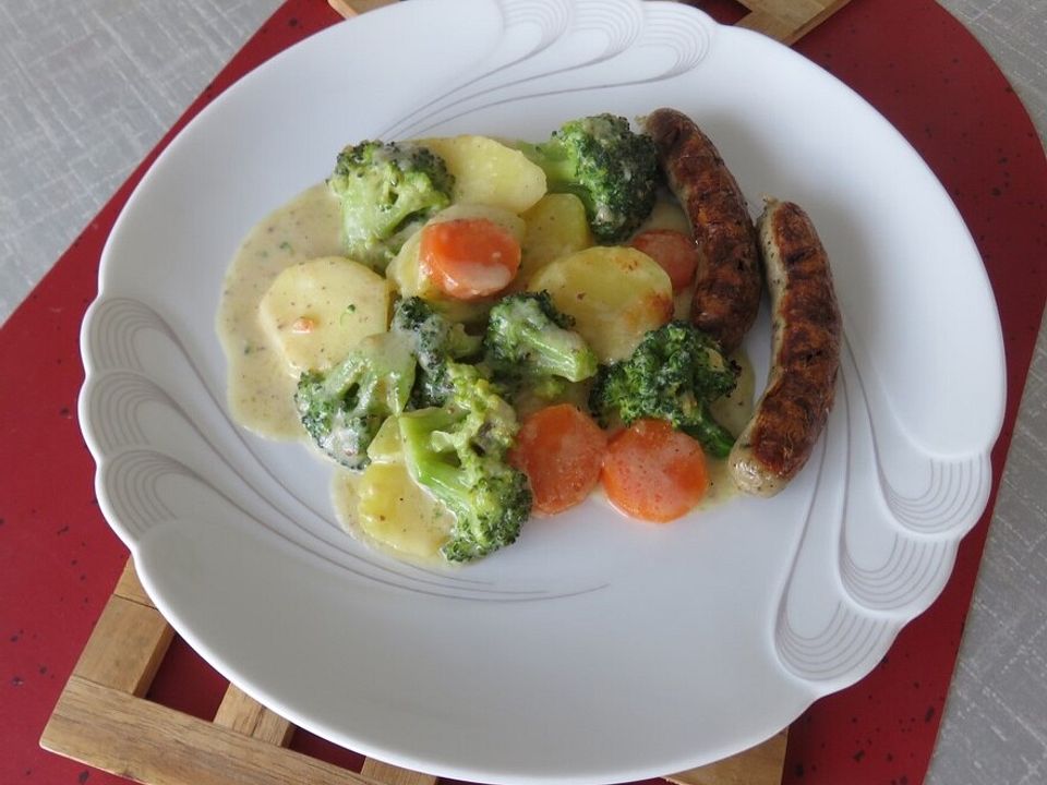 Glutenfreier Kartoffel-Brokkoli-Möhren-Auflauf von tschibo42| Chefkoch