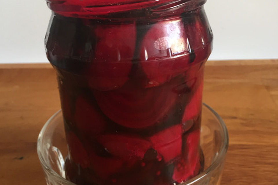 Fermentierte Rote Bete mit Apfel und Meerrettich