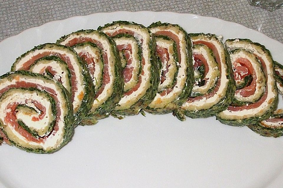 Lachsrolle mit Spinat und Frischkäse