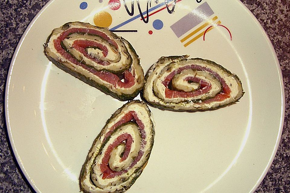 Lachsrolle mit Spinat und Frischkäse